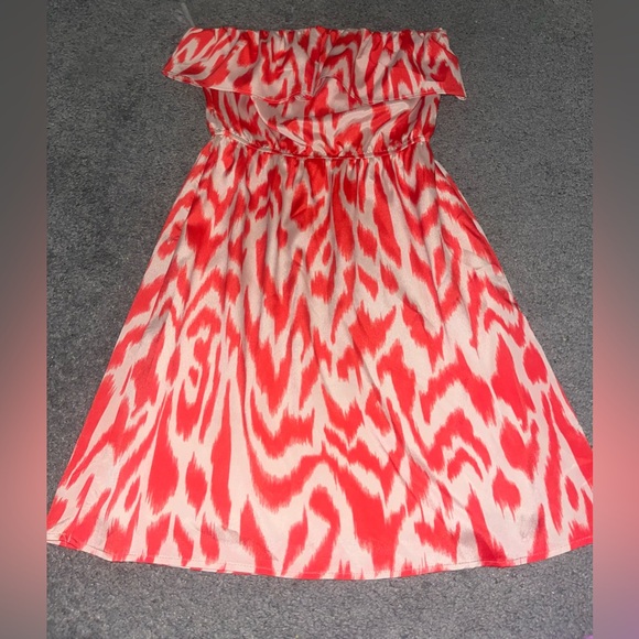 Bee Stiched Dresses & Skirts - Bee Stitched Dress – Women’s Size Small – Orange & Cream Sleeveless Ruffle Dress